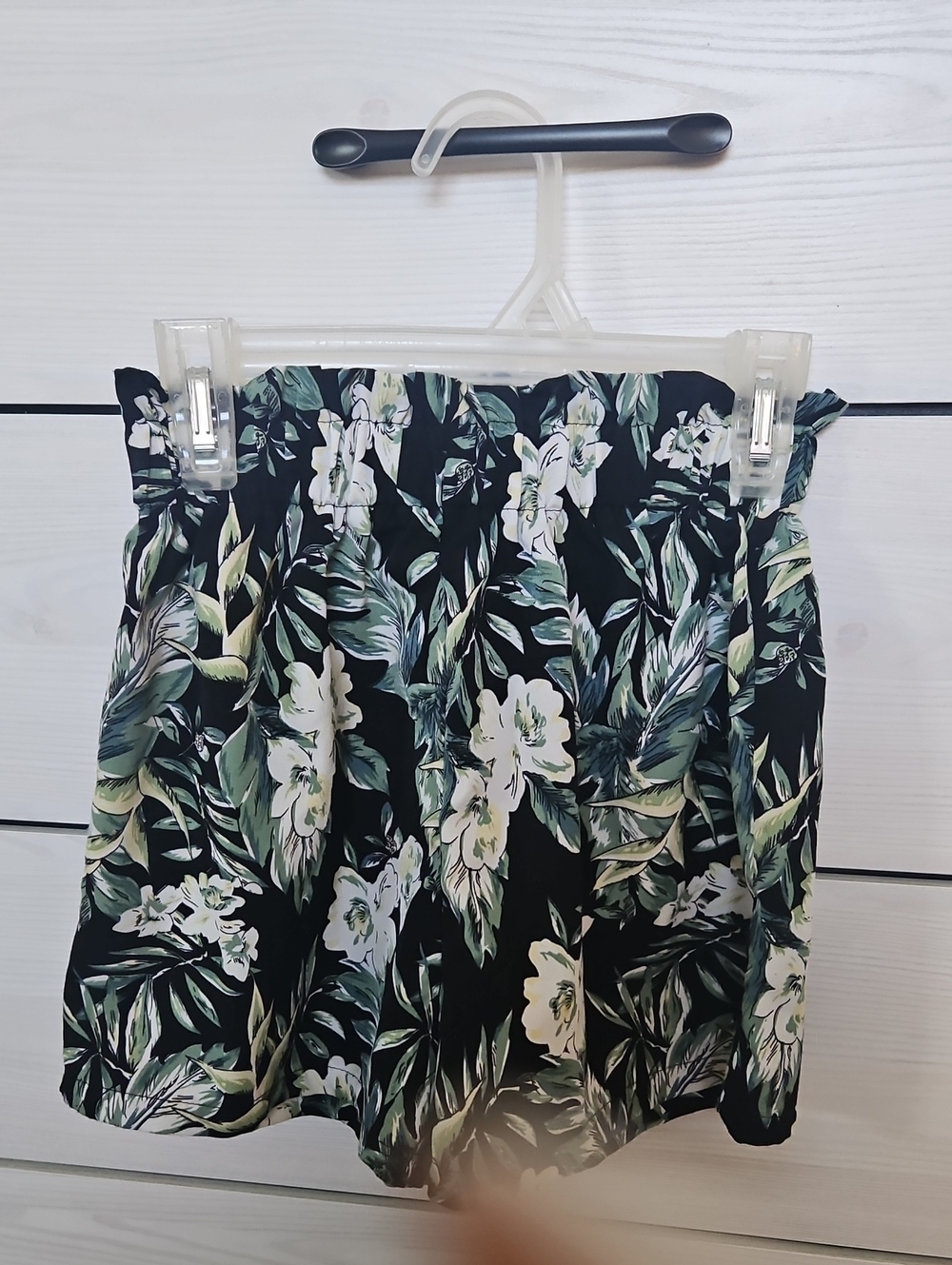 SHEIN Black Floral Print Girls Shorts with Green and White Leaves